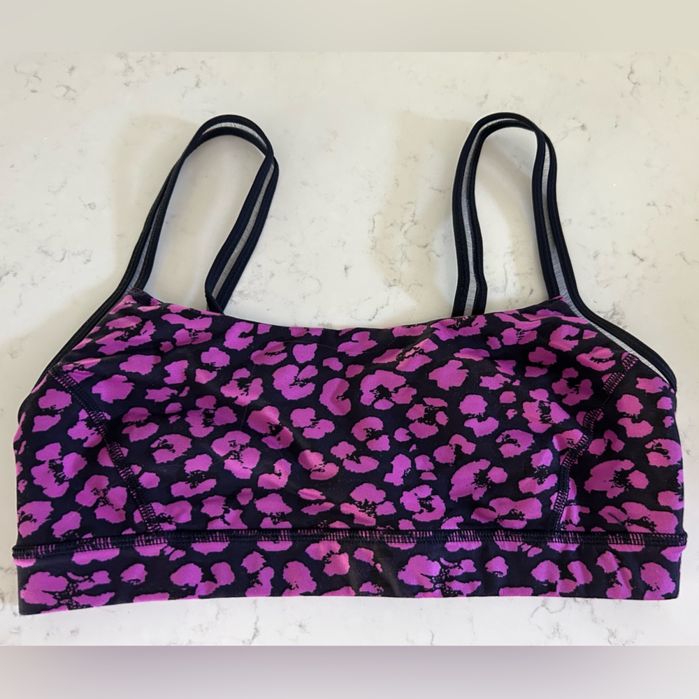Lululemon Straight Up Bra, Size 8 - Picture 3 of 6